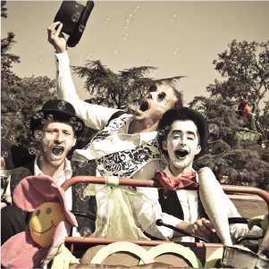 Spectacle de rue - compagnie artistique Occitanie